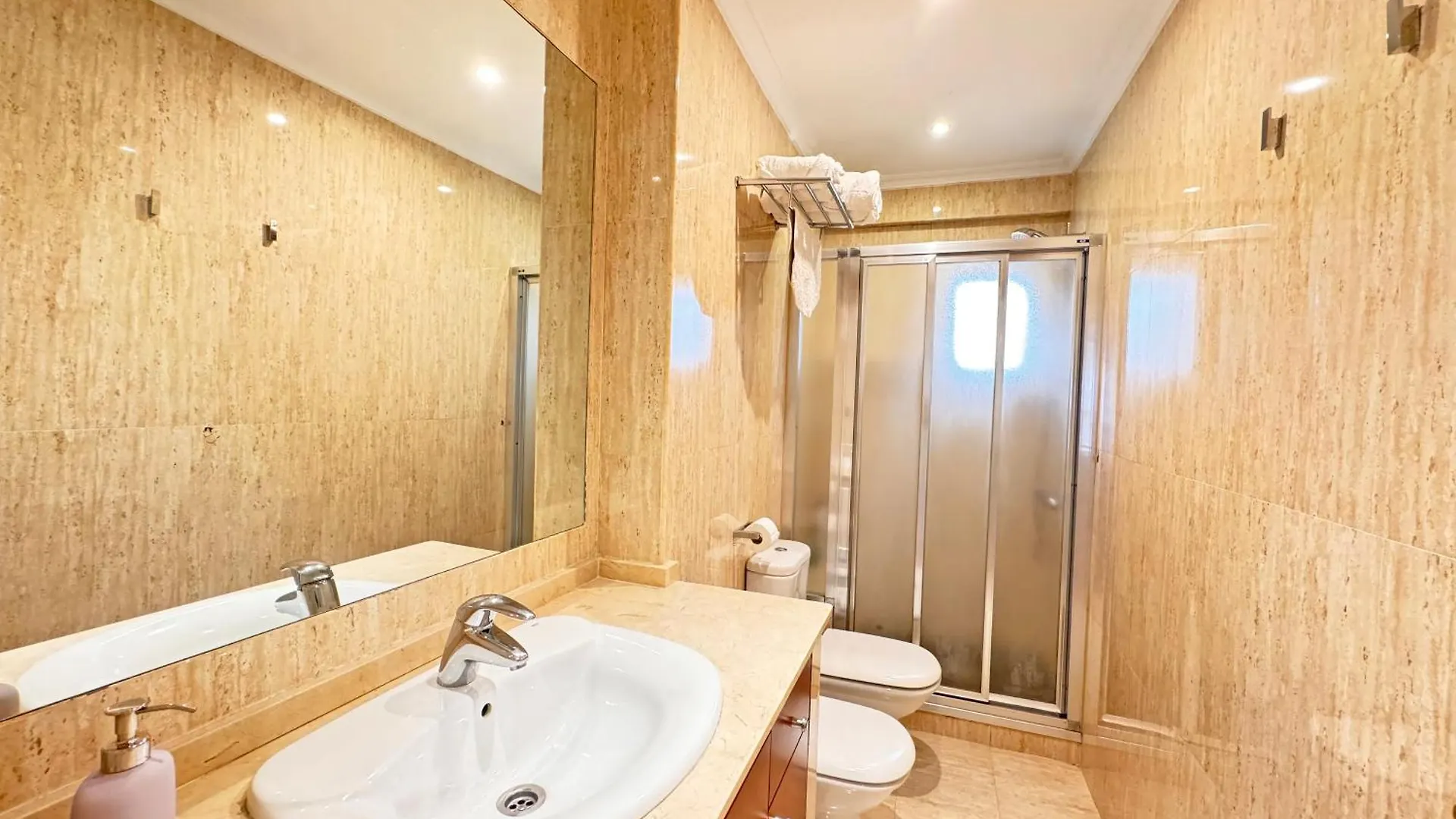 Triana Luxury Numancia Apartment Seville 0*,  Spain